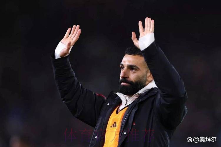 萨拉赫笑了!鼓掌回应球迷,复出送助攻获8分,媒体:不像告别战 萨拉赫笑了!鼓掌回应球迷,复出送助攻获8分,媒体:不像告别战